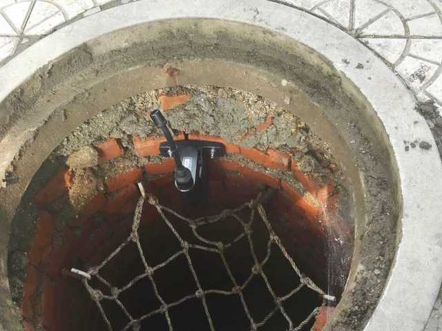 manhole cover open detector, manhole open detection, manhole sensor, how to install and mount on the manhole wall